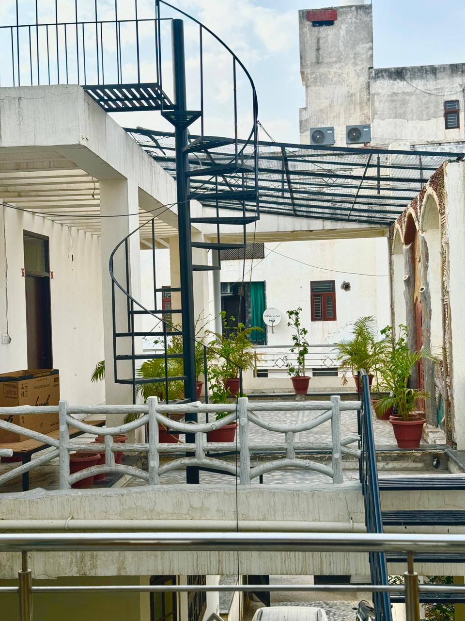 ;6+bhk villa in chitrakoot for rent for commercial purpose-Vaishali Nagar-Jaipur